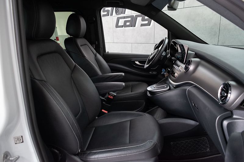 Mercedes-Benz Třídy V V 300d LONG*4MATIC*AMG*TAŽNÉ* - fotka 14 z 43