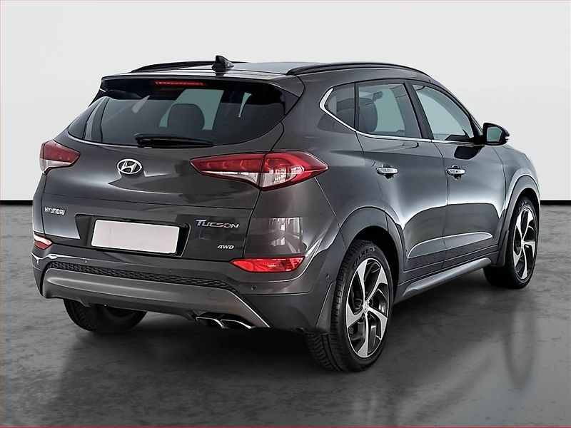 Hyundai Tucson (2015) 2.0 CRDi, 4X4, Automat, Kůže - fotka 5 z 31