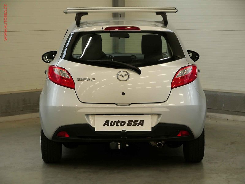 Mazda 2 (2008) 1.3 i, ČR, AC - fotka 5 z 17