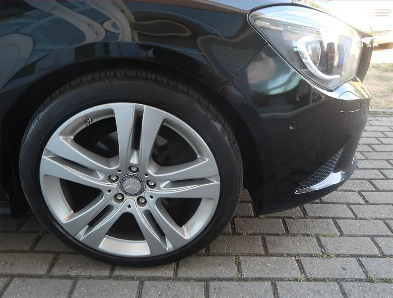 Mercedes-Benz CLA (2014) 200 CDI, Automat, Kůže - fotka 15 z 18