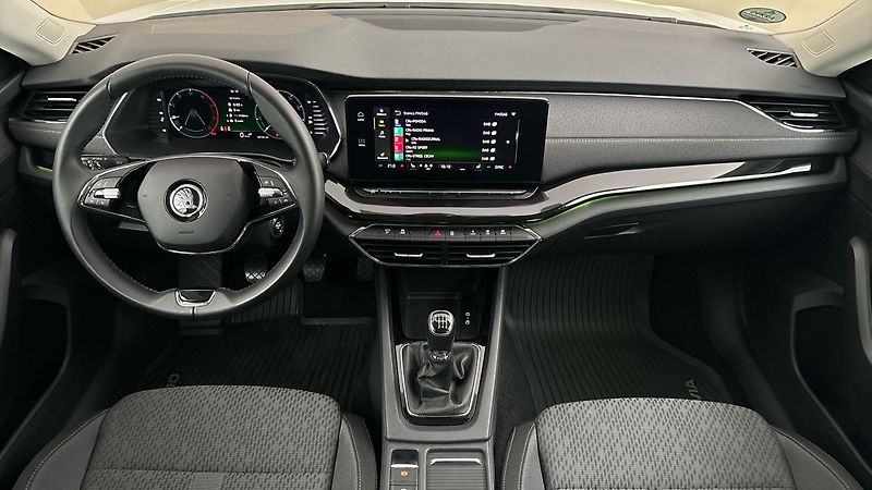 Škoda Octavia 2.0 TDI Style - fotka 8 z 25