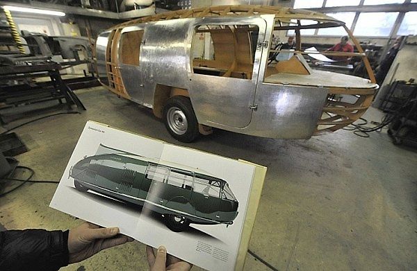 V Kopřivnici několik měsíců vyrábí unikátní vůz Dymaxion