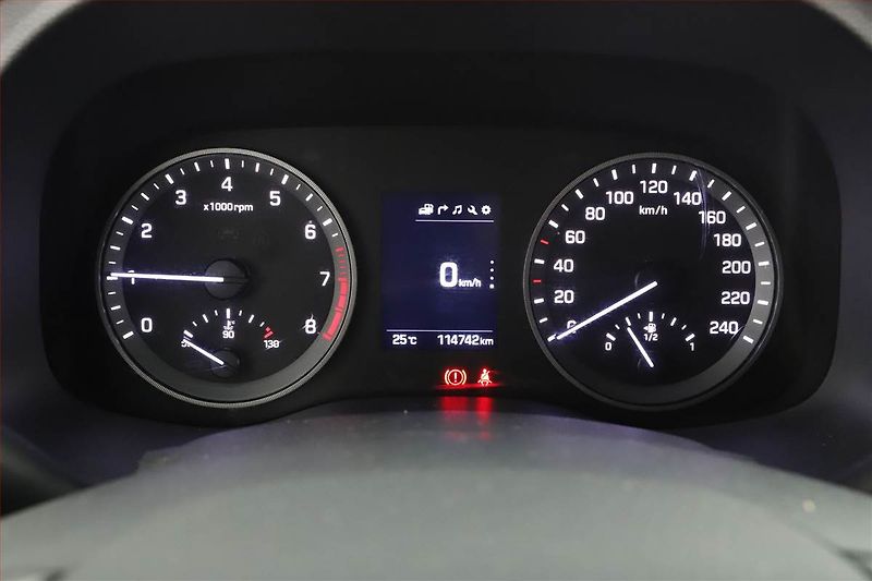 Hyundai Tucson (2017) 1.6 GDI, Serv.kniha, Navi - fotka 12 z 14