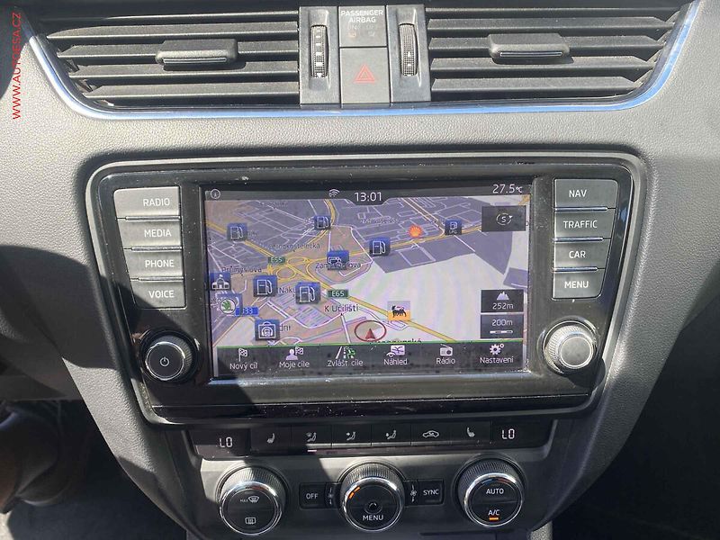 Škoda Octavia (2017) 1.4 TSi, Style, bixen, navi - fotka 17 z 17
