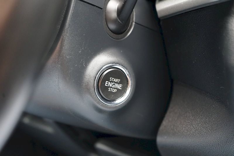 Škoda Karoq (2021) TDI 110 kW DSG Ambition 4x4 - - fotka 22 z 27