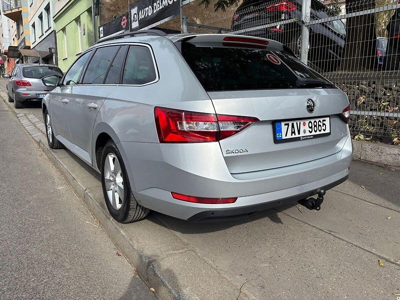 Škoda Superb 2.0TDI-110KW.DSG.TAŽNÉ-ZÁRUKA - fotka 4 z 48