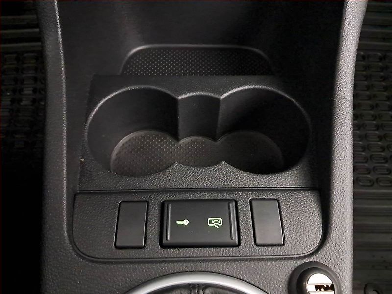 Škoda Fabia (2008) 1.9 TDI, po STK, levný provoz - fotka 13 z 16