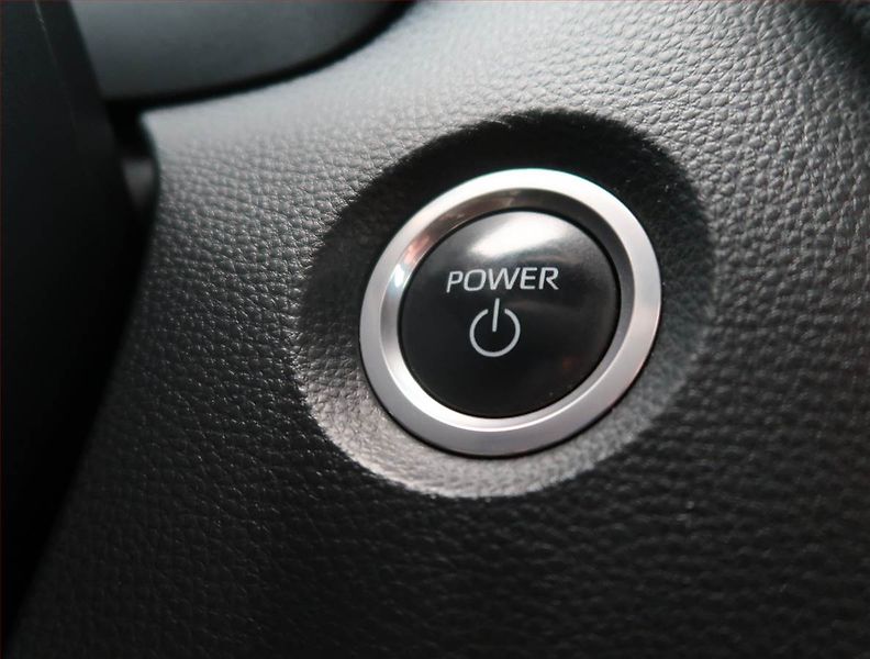 Toyota Corolla (2023) Comfort 1.8 Hybrid - fotka 16 z 19