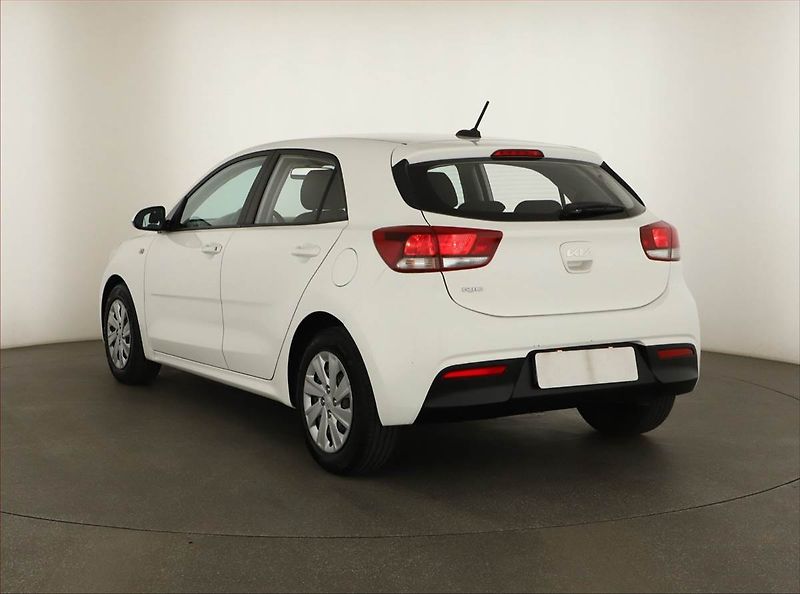 Kia Rio (2022) 1.2 DPI, ČR,1.maj - fotka 4 z 12