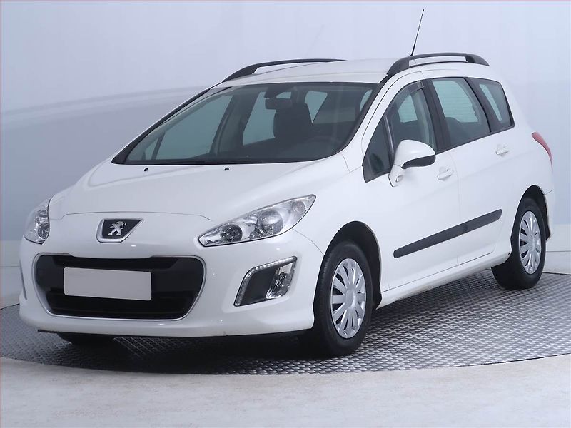 Peugeot 308 (2013) Active 1.6 HDi, po STK - fotka 2 z 16