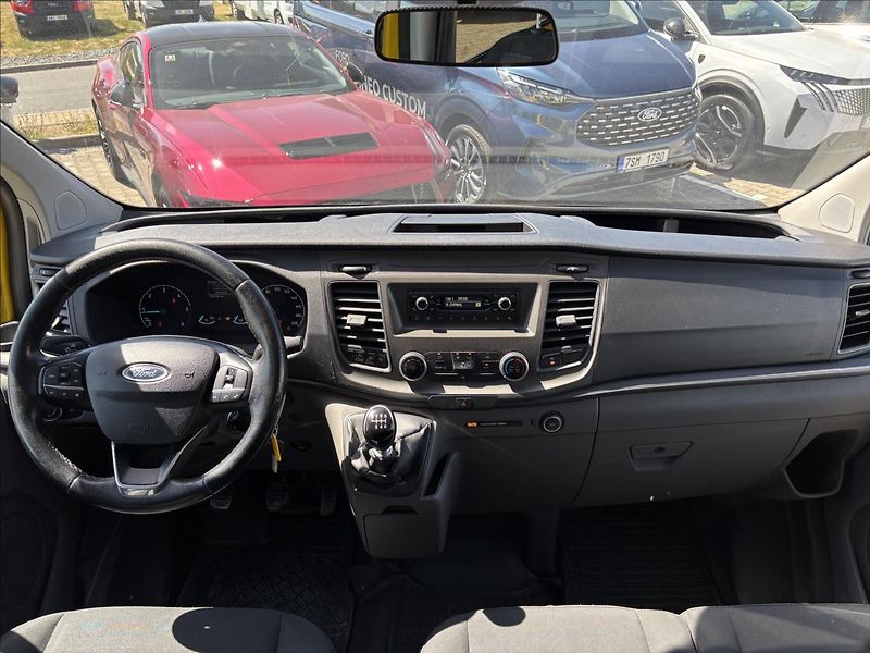 Ford Transit Custom 2,0 EcoBlue 79kW KombiVan L1 - fotka 13 z 27
