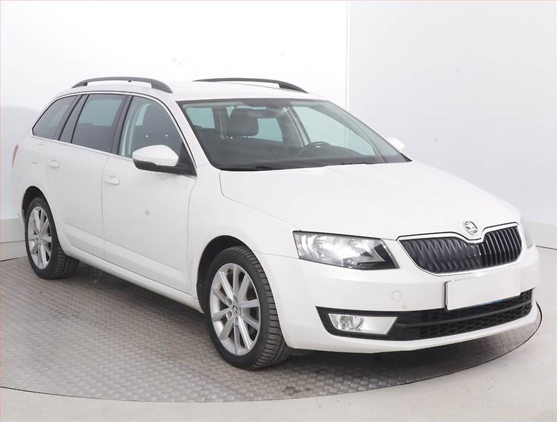 Škoda Octavia (2017) Ambition 1.6 TDI, Navi - fotografie inzerátu