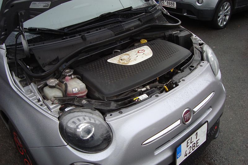 Fiat 500e (2017) - fotka 13 z 59
