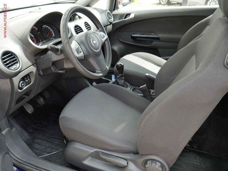 Opel Corsa (2012) 1.0i, ČR, AC, temp - fotka 9 z 18