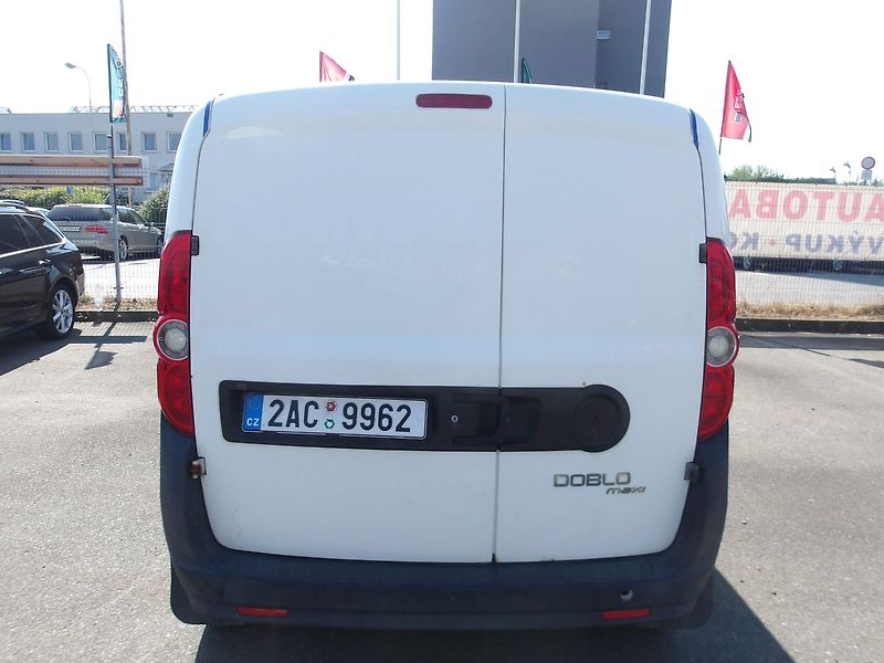 Fiat Dobló cargo 1,4i ČR 1.MAJ.! -21%DPH !!! - fotka 11 z 33