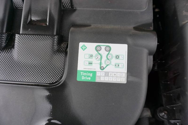 Škoda Octavia (2014) 1,6   nové v ČR - fotka 16 z 25