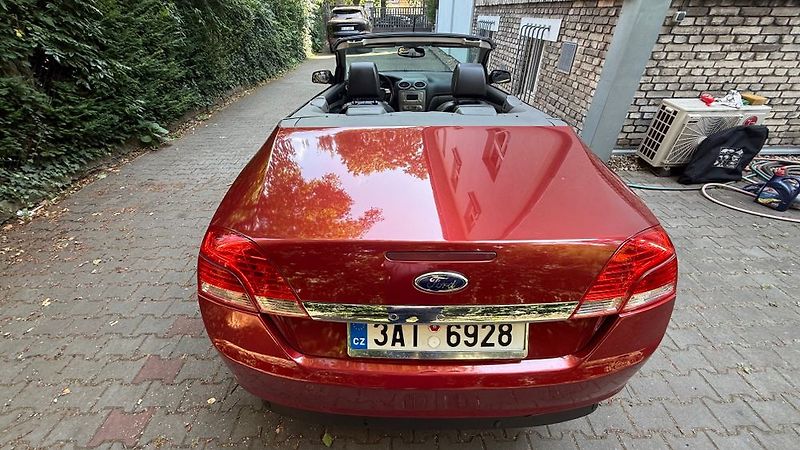 Ford Focus (2009) - fotka 14 z 28
