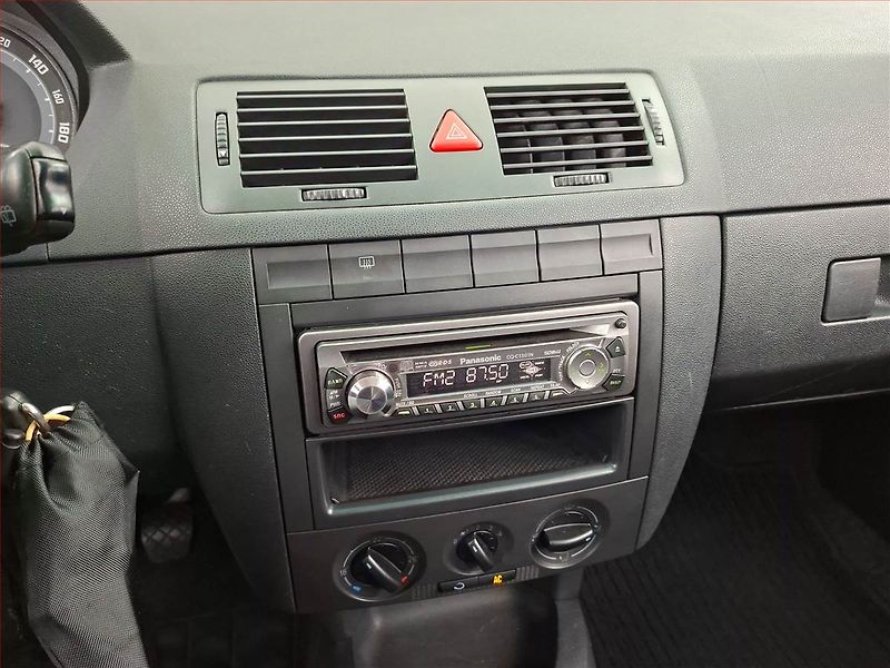 Škoda Fabia (2004) 1.2 12V, CZ doklady - fotka 12 z 13
