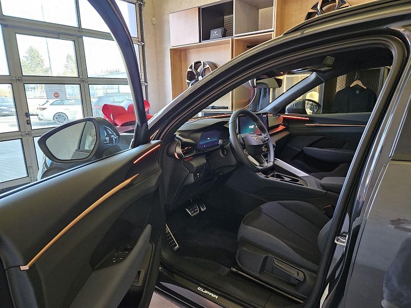 Cupra Terramar (2026) 2.0 TSI 204k DSG 4WD - fotka 13 z 15