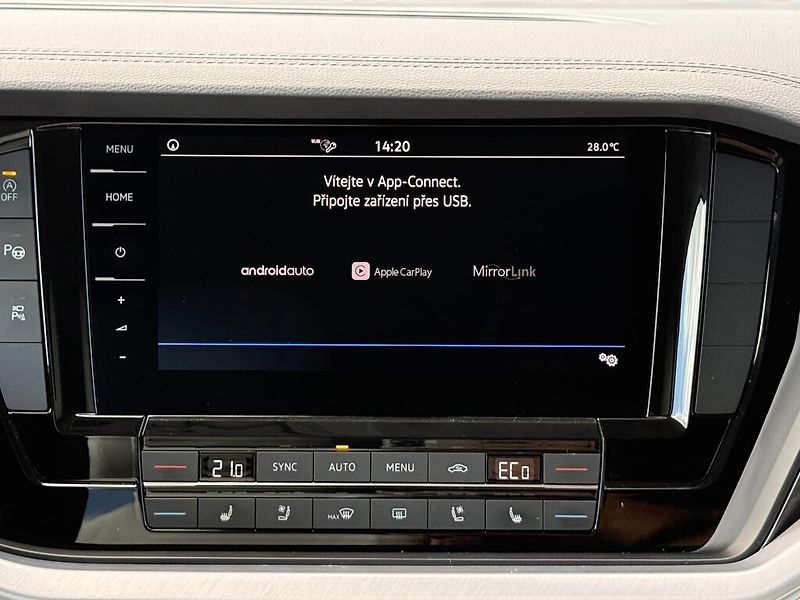 Volkswagen Touareg V6 4M 3,0 TDi 210 kW Elegance - fotka 19 z 25