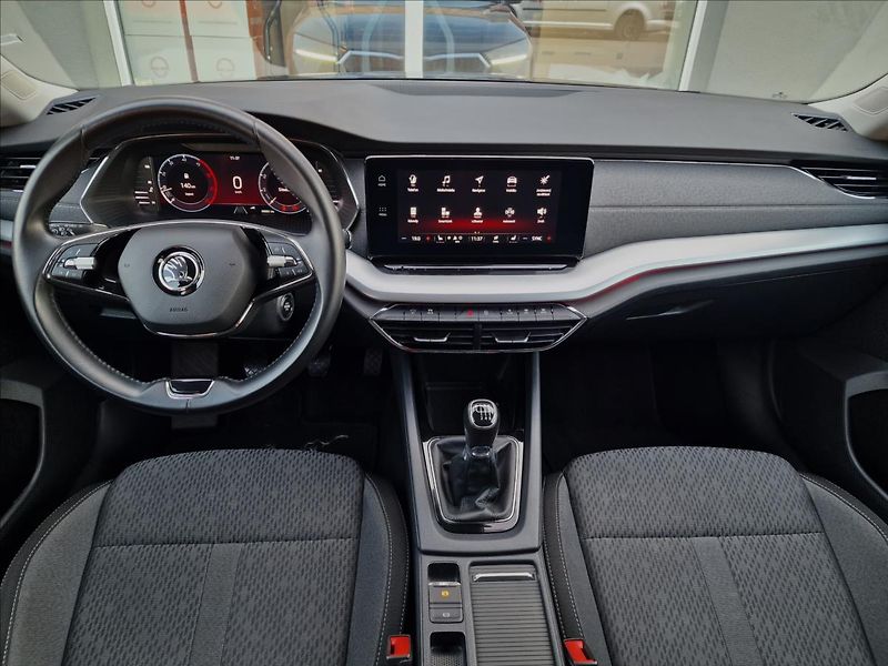 Škoda Octavia 2.0TDI Style, původ ČR,1.Maj. - fotka 24 z 50