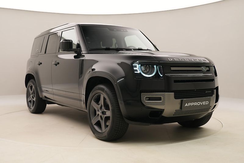 Land Rover Defender 110 D300 X-DYNAMIC AWD AUT CZ - fotka 14 z 49