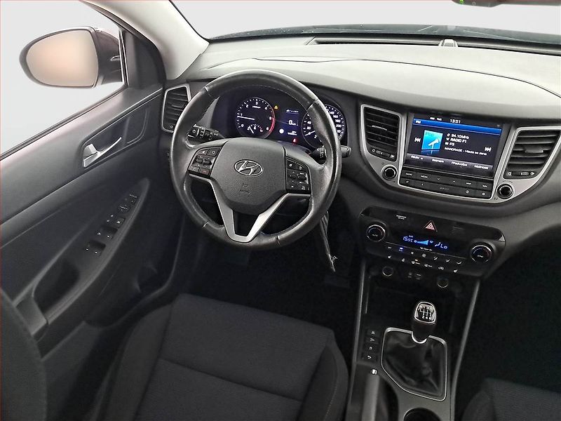 Hyundai Tucson (2017) Trikolor 1.7 CRDi, ČR,1.maj - fotka 7 z 17