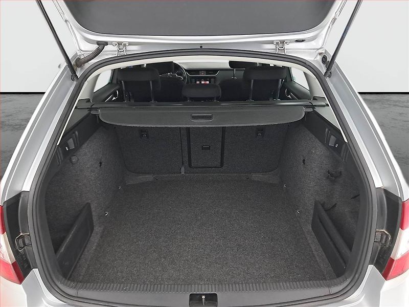 Škoda Octavia (2016) Scout 2.0 TDI, 4X4, Tempomat - fotka 13 z 17