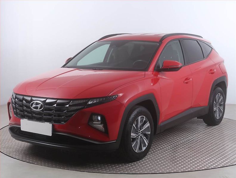 Hyundai Tucson (2022) Family 1.6 T-GDI - fotka 2 z 15