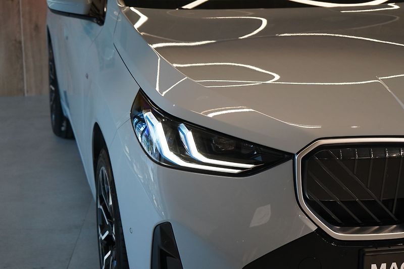 BMW X3 20d xDrive, Tažné, HUD, H/K - fotka 5 z 48