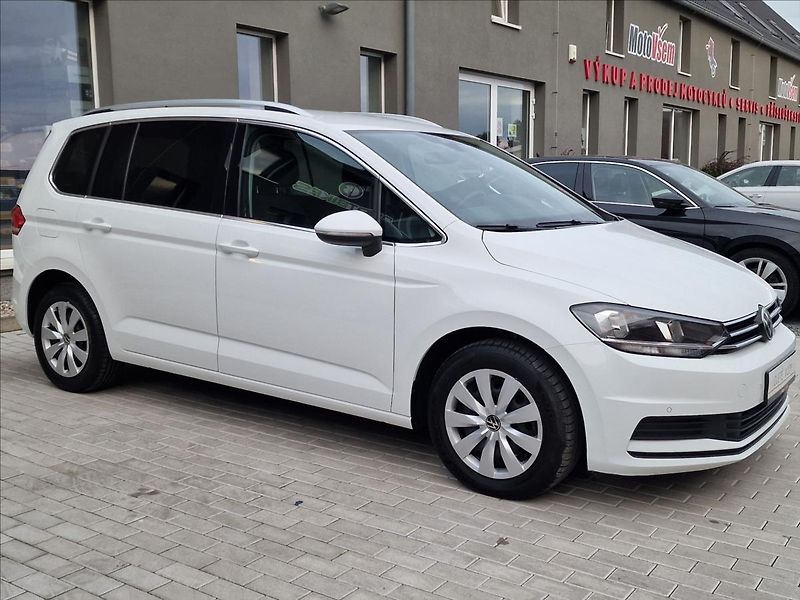 Volkswagen Touran 2.0 TDI Comfortline,ČR,1.Maj. - fotka 2 z 50