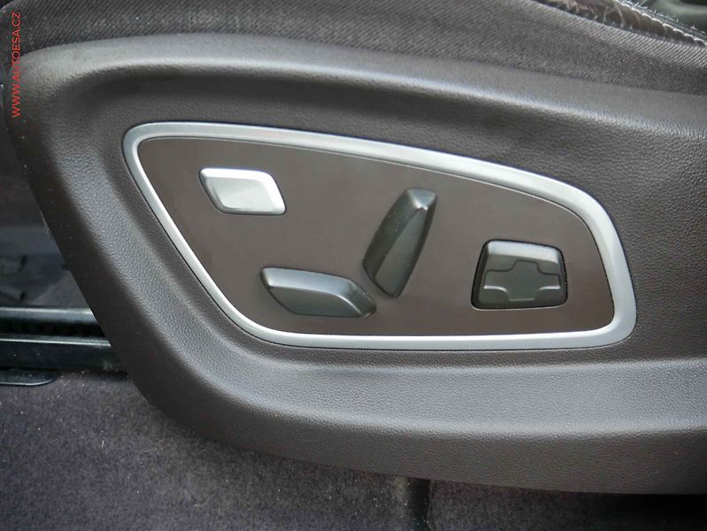 Renault Espace (2018) 1.6DCI, 1.maj,ČR, servis - fotka 13 z 21
