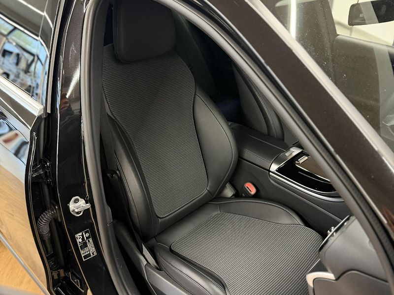 Mercedes-Benz Třídy C (2021) C 220d Avantgarde - fotka 35 z 76