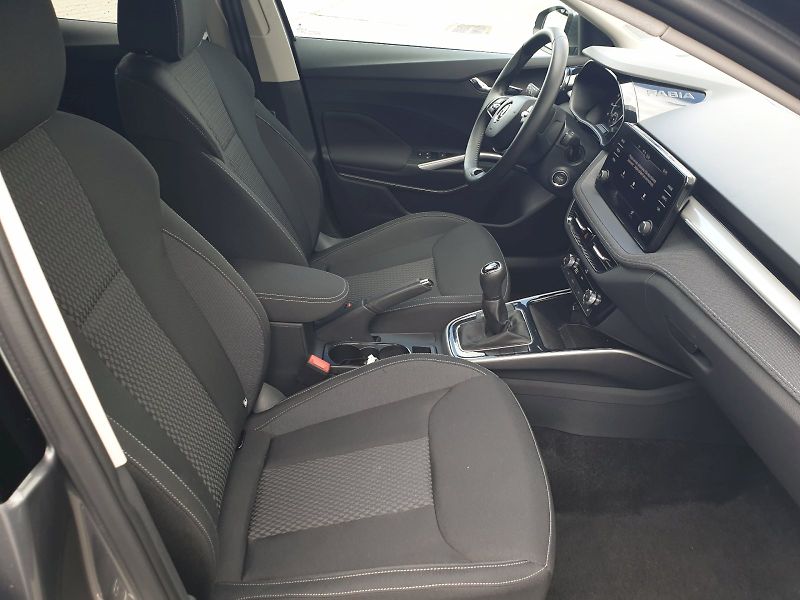 Škoda Fabia (2023) STYLE TSI 70/1.0 M5F - fotka 13 z 26