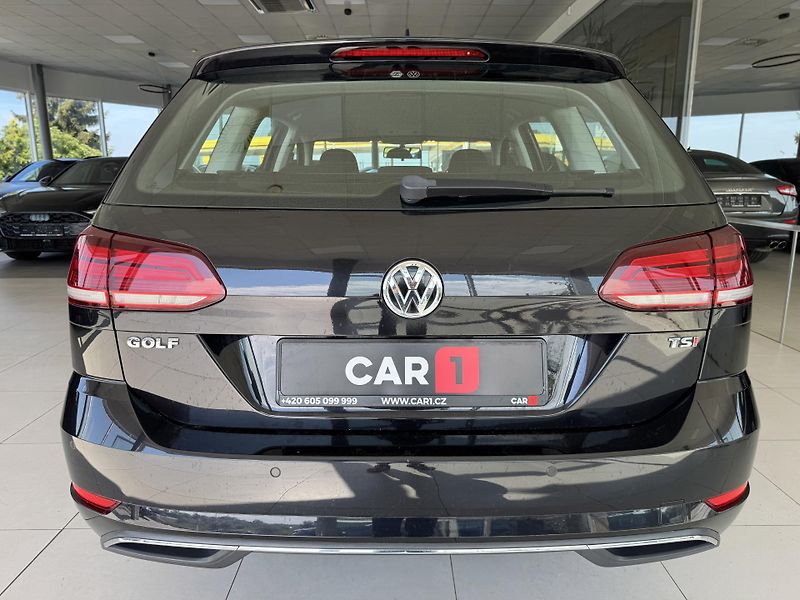 Volkswagen Golf 1,0TSI DSG*81kW*LED*Masáž - fotka 6 z 32