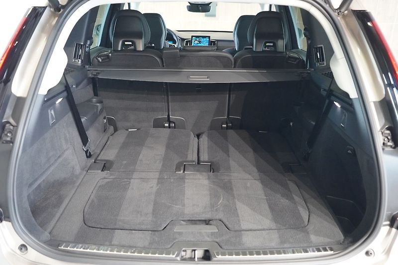 Volvo XC90 T8 AWD PLUS, Ventilace, 360° - fotka 8 z 48