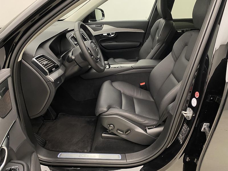 Volvo XC90 B5 AWD BRIGHT PLUS AUT 7m - fotka 3 z 58