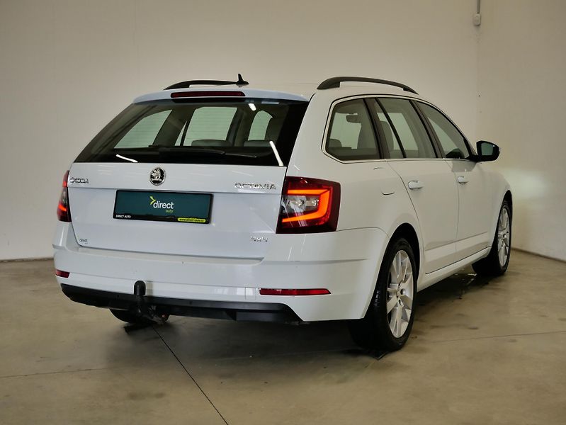 Škoda Octavia - fotka 2 z 25