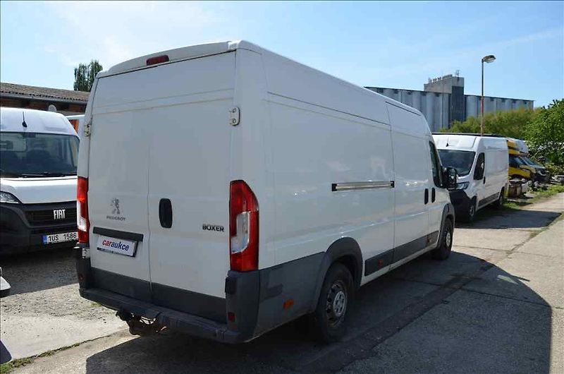 Peugeot Boxer (2016) 2,2 HDI - fotka 4 z 19