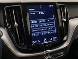 Volvo XC60 B4 AWD MOMENTUM REZERVACE - náhled 40