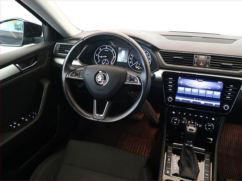 Škoda Superb (2019) Ambition Plus 2.0 TDI, Automat - fotka 7 z 18
