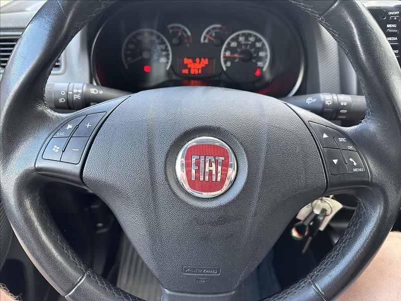 Fiat Dobló 2,0 JTD TAŽNÉ TOP - fotka 23 z 37