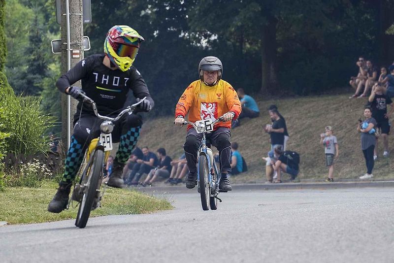První červencová sobota byla v Rychtářově ve znamení mopedů. Moped rallye ho ovládla s čtyřiadvacátým ročníkem.