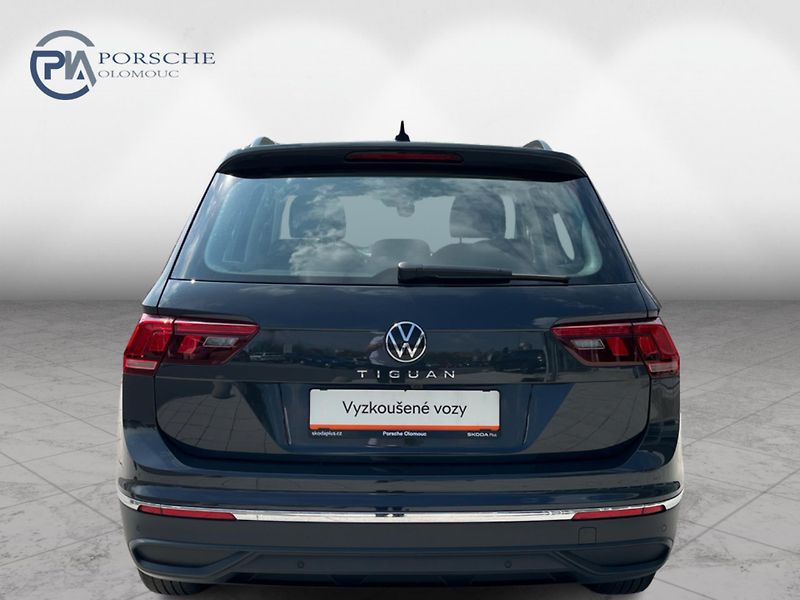 Volkswagen Tiguan Life 2.0 TDI 110 kW DSG - fotka 7 z 29