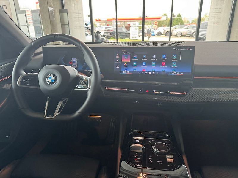 BMW Řada 5 540d xDrive Touring Nezávislé - fotka 17 z 28