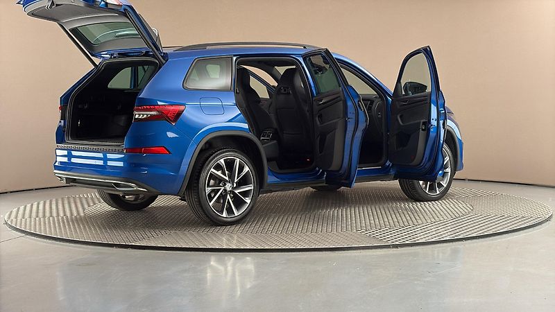 Škoda Kodiaq 2.0 TDI DSG 4x4 Sportline - fotka 6 z 32