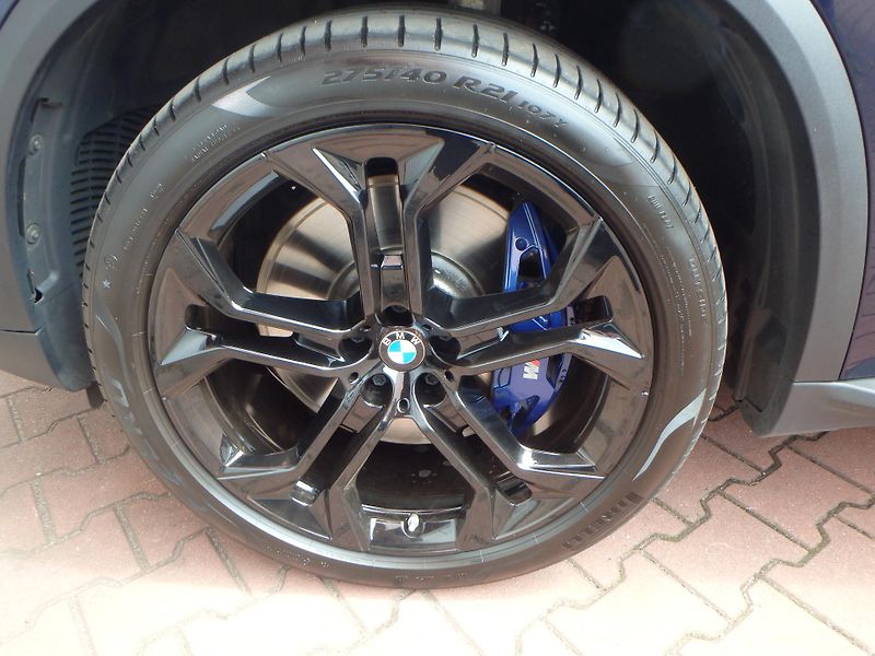 BMW X5 (2019) 3.0 da,X-Line,INDIVIDUAL,Laser - fotka 30 z 33