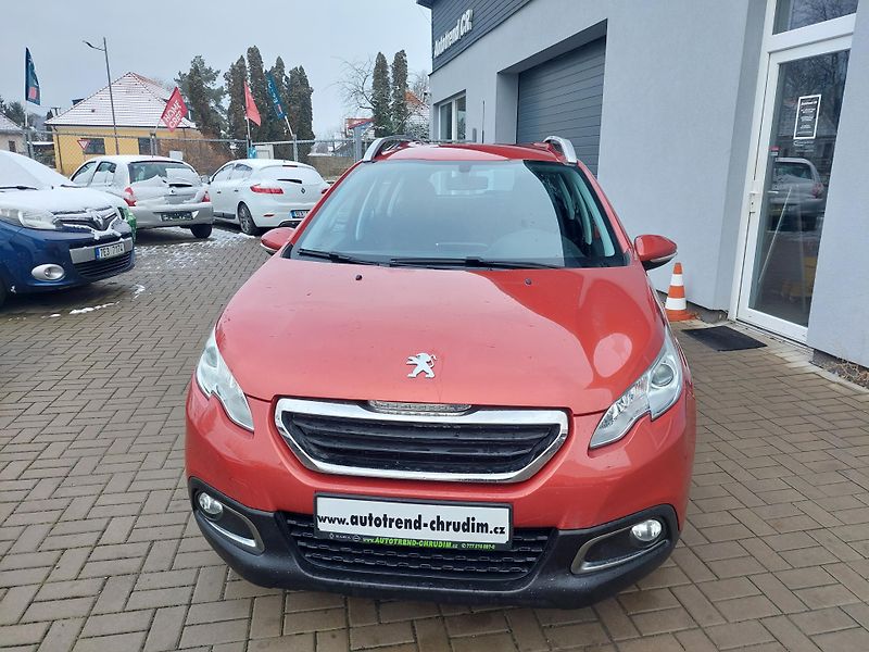 Peugeot 2008 (2015) 1.2-81kW THP - fotka 2 z 38
