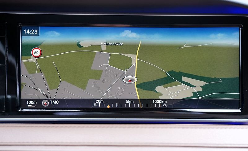 Mercedes-Benz Třídy S 350d AMG/Burmester/260 PS - fotka 41 z 47