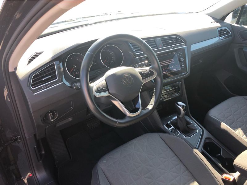 Volkswagen Tiguan 2.0 TDi DSG 7st. LIFE - fotka 5 z 28